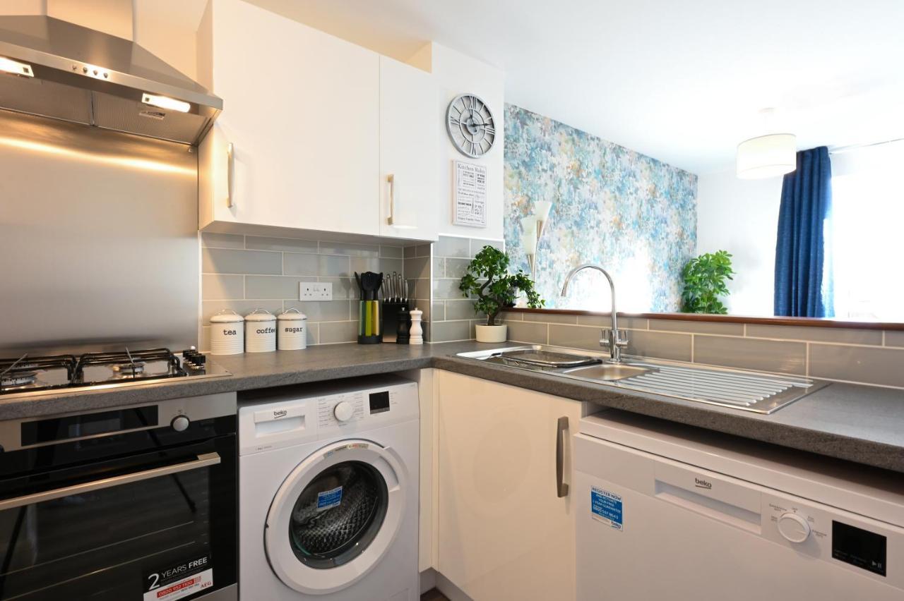 Luxury 4 Bed House With Gated Parking In The Heart Of Birmingham! Birmingham