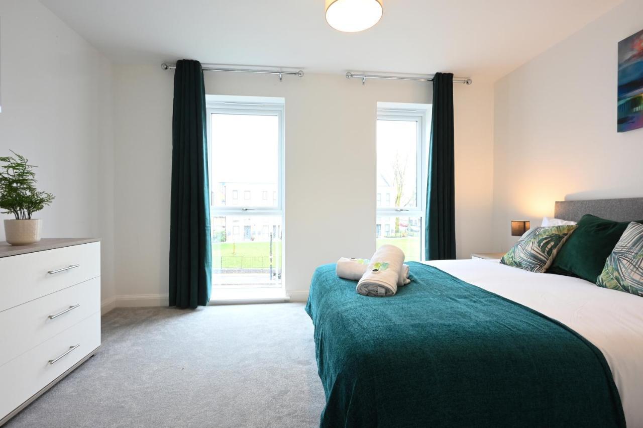 Luxury 4 Bed House With Gated Parking In The Heart Of Birmingham! Appartement